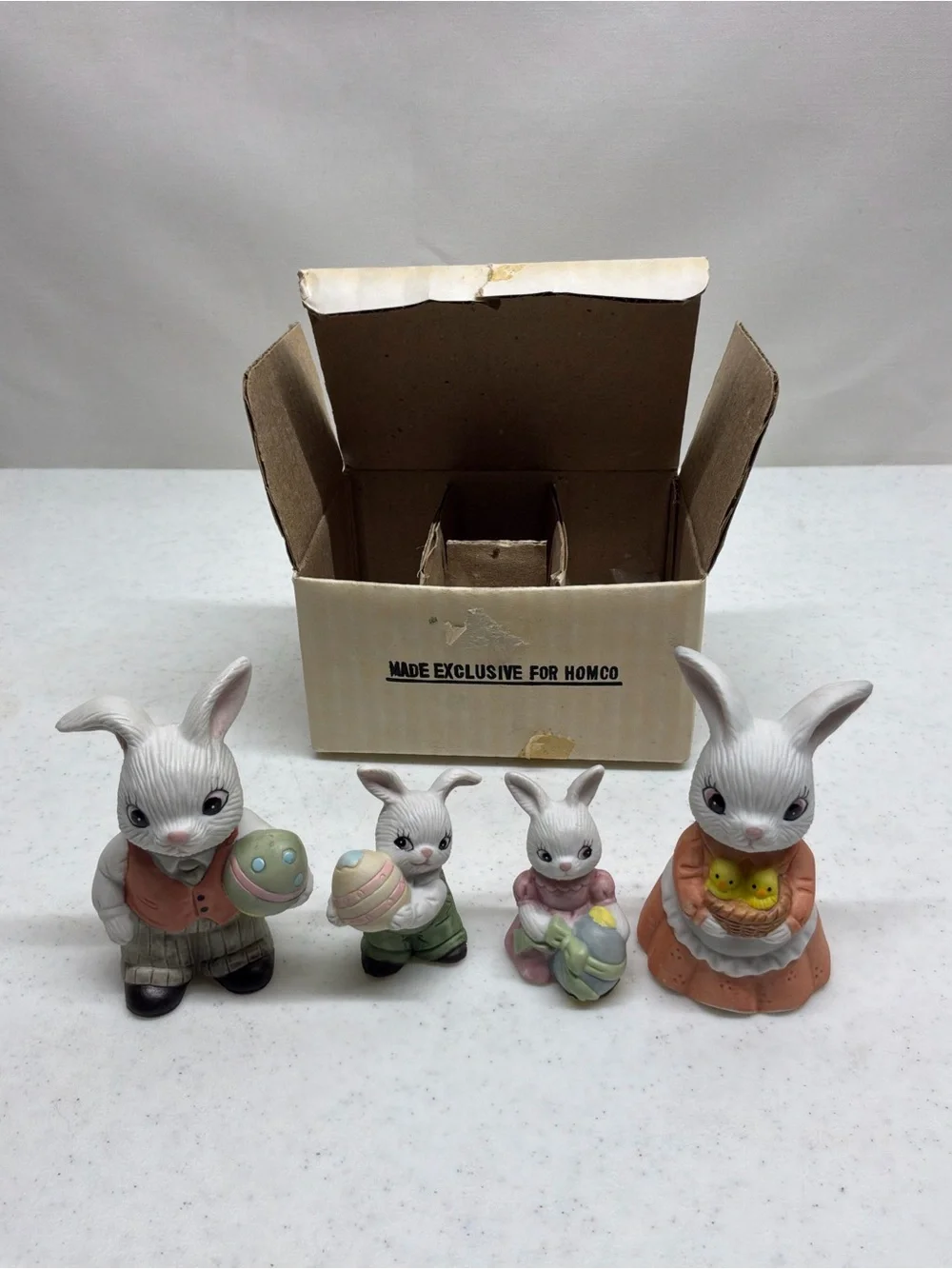 Homco Set of 4 Easter Bunnies In Open Box